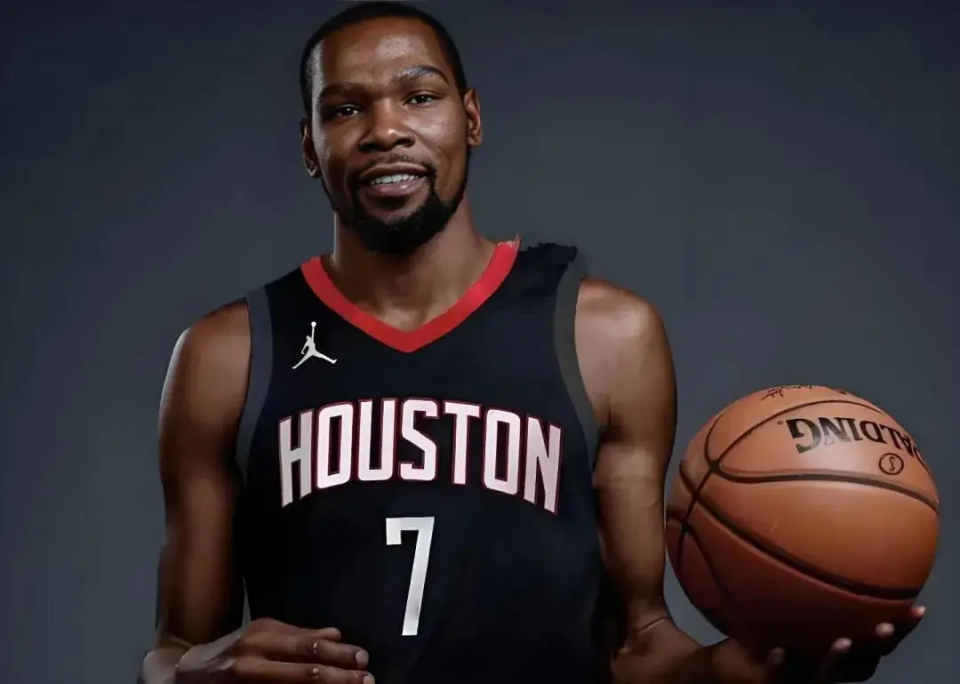 备胎, 琼斯, 心存幻想