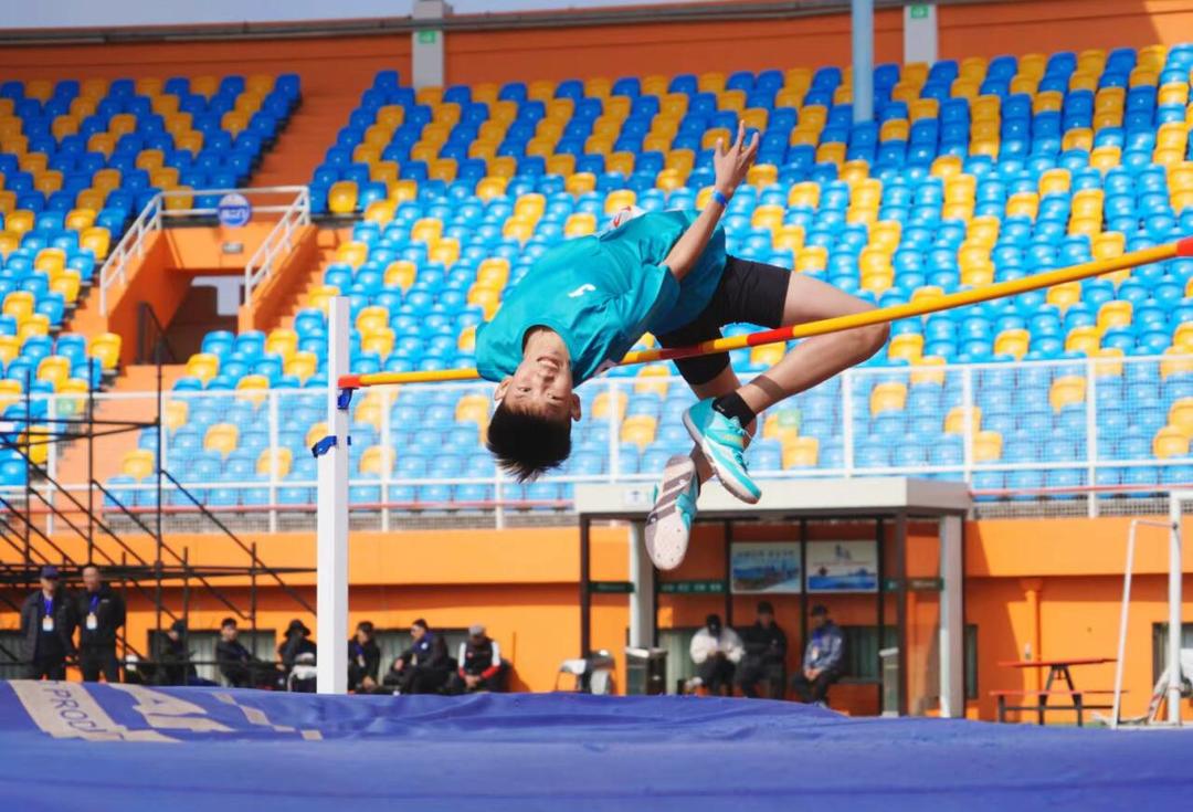 alt, 齐鲁壹点, AA